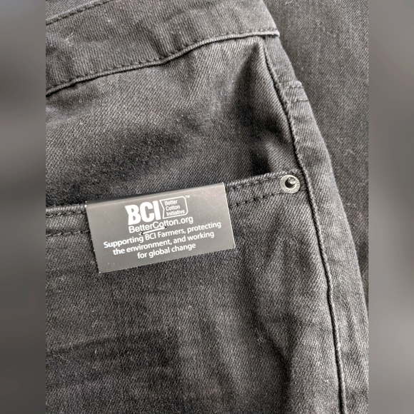 Stitch Star Women's High Rise Flare Leg Jeans - Picture 5 of 11